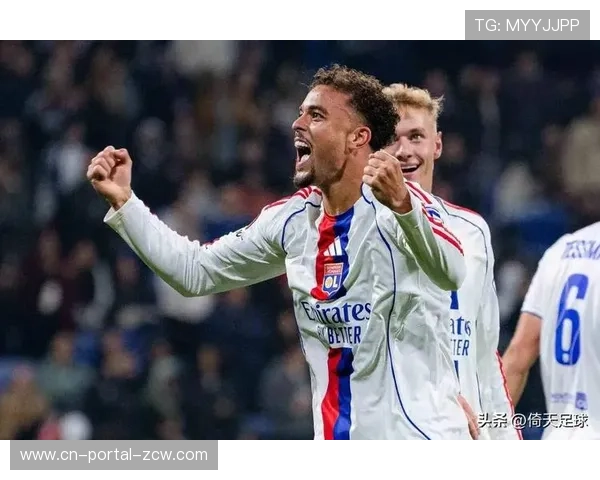 法甲第18轮焦点战半场：巴黎圣日耳曼0-0里尔，双方防守稳固